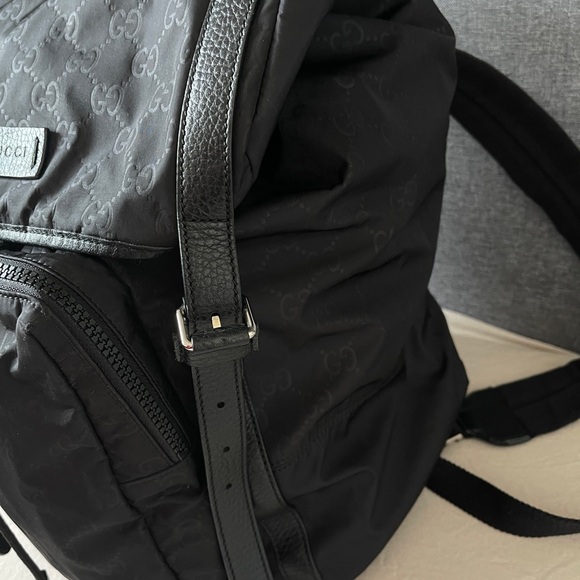 Gucci backpack in black monogram nylon canvas and leather with sivler hardware - Picture 9 of 11